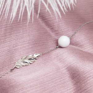 Bracelet lait'gèreté artisanal en lait maternel résiné blanc sur chaîne fine