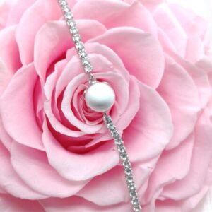 Bracelet l'éclat nourricier artisanal en lait maternel résiné blanc sur chaîne fine
