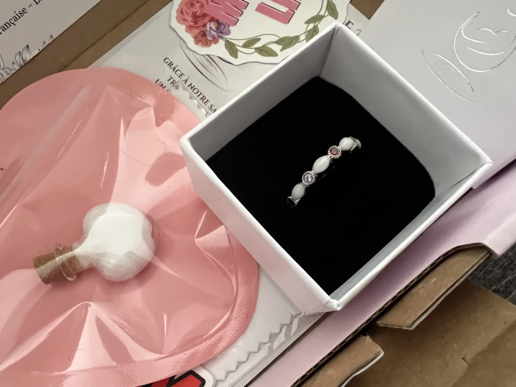 Image #1 de Melodie-Ann Minebois