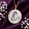 Médaillon La tétée (Collier ou Bracelet) - Lait Maternel